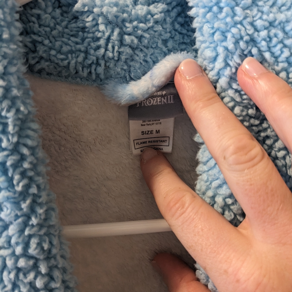 Frozen Cozy Robe - Picture 3 of 3